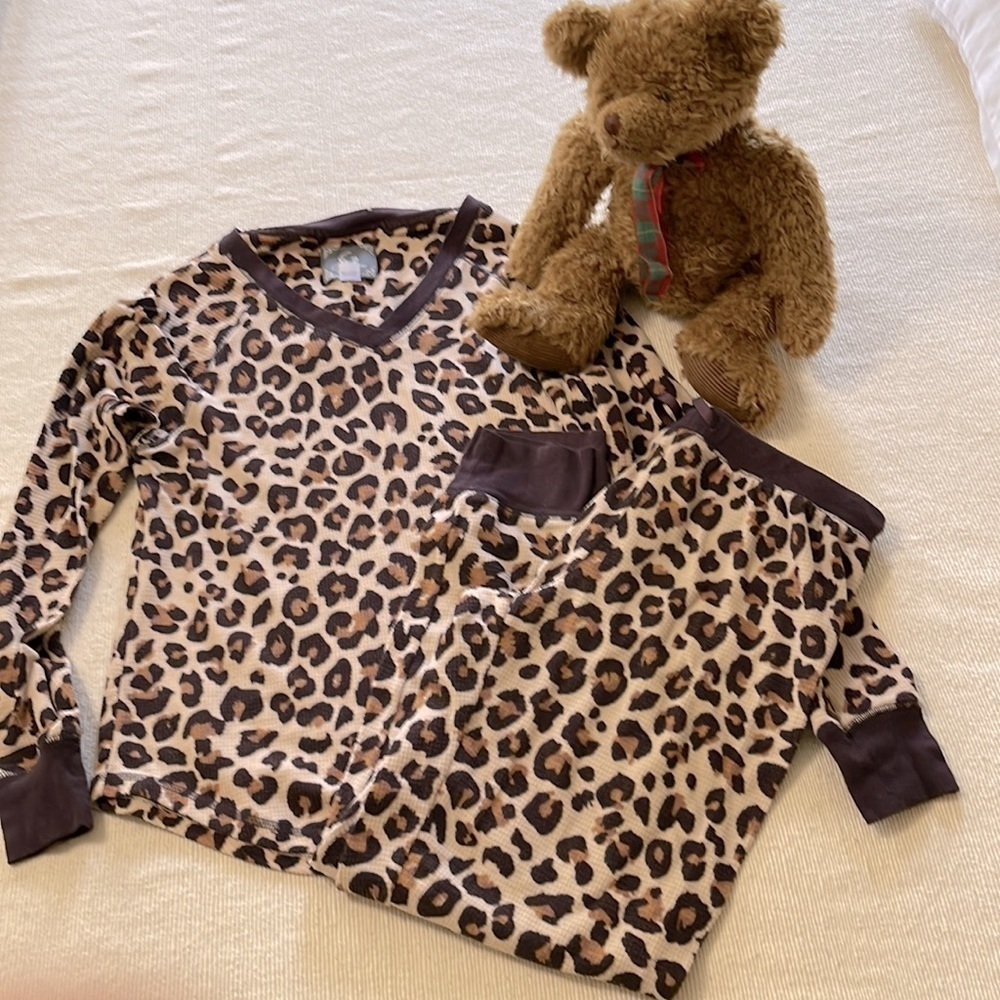 Pj Couture 2pc Leopard Print Set. P/5/A1313 - image 2